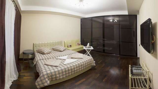 Апартаменты Kyiv downtown apartment on Saksaganskogo street 87 Киев-7